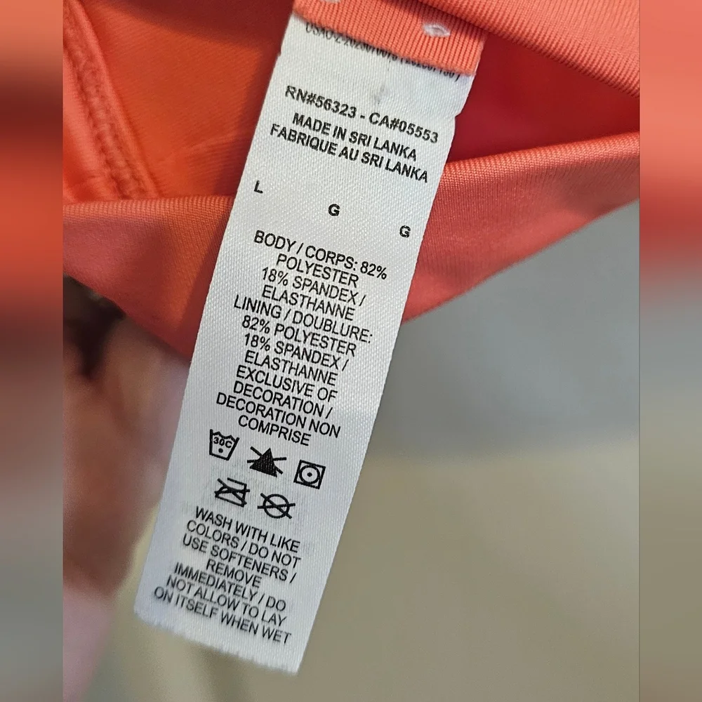 Nike Swoosh Dri Fit Girls Large Training Sports Bra - Picture 4 of 4